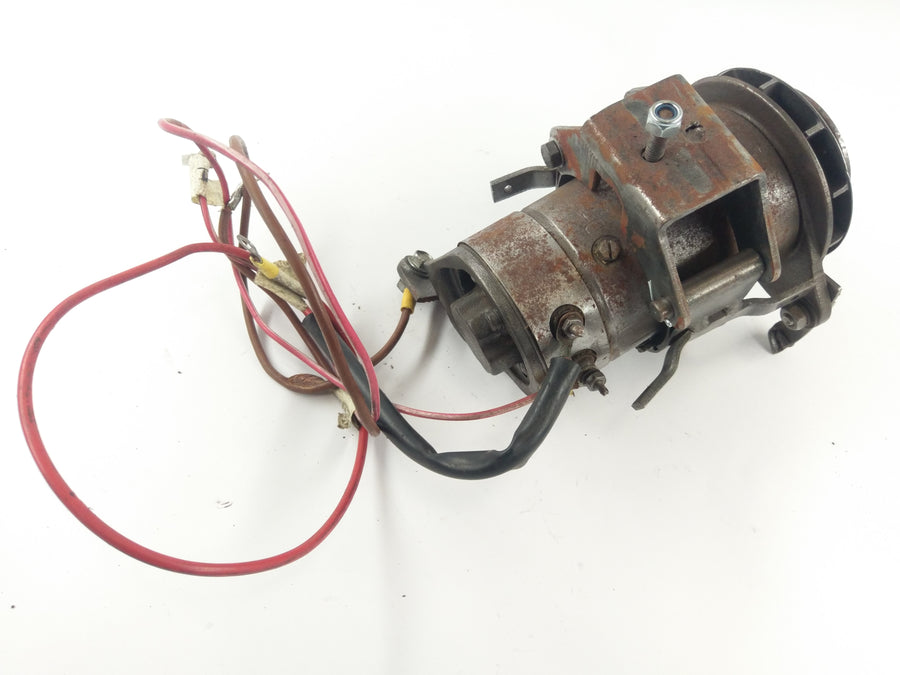 Moto Guzzi V7 Special [1970] - alternator with defective recording
