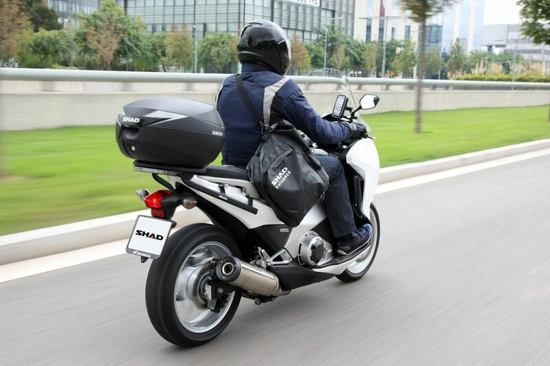 Honda Z 125 [SHAD] - SH39 top case black 3kg 39L