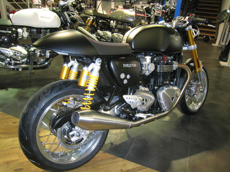 Triumph Thruxton 1200 [ACCESS DESIGN] - license plate holder wheel arch black Triumph Thruxton 1200