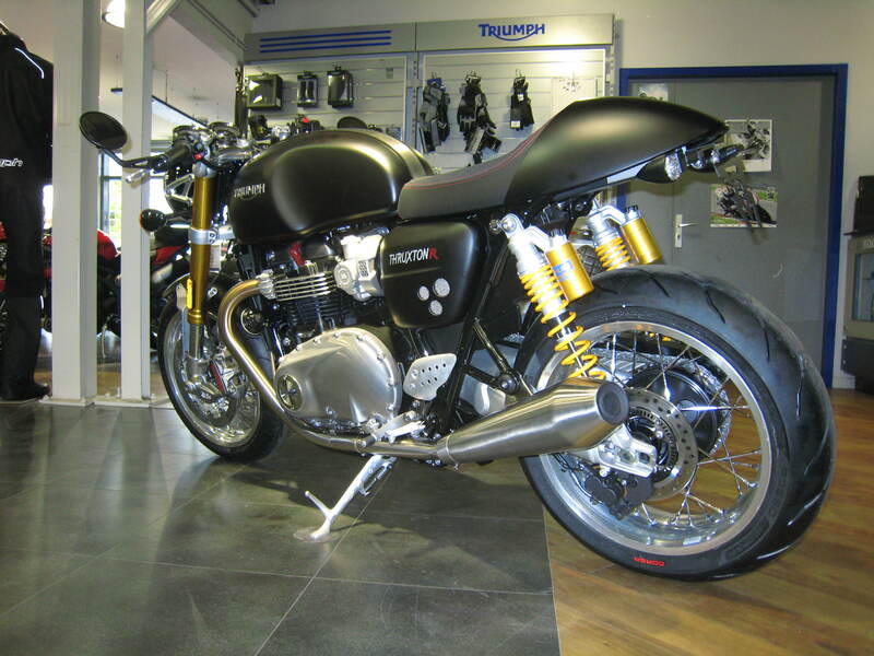 Triumph Thruxton 1200 [ACCESS DESIGN] - license plate holder wheel arch black Triumph Thruxton 1200