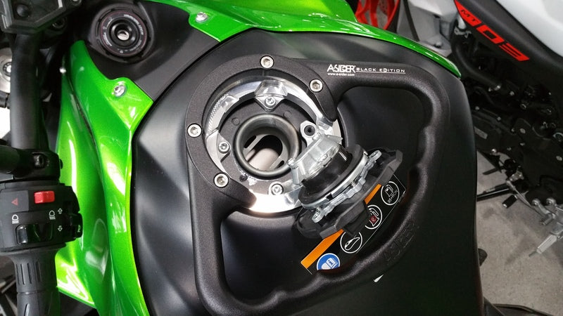 Kawasaki Ninja 400 [A-SIDER] - Black Edition Tank handle 4 screws black Kawasaki