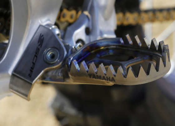 Yamaha YZ 450 F [2023-2027] - Fußrastenhalterung Titan