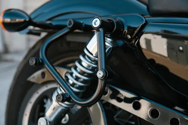 Harley-Davidson XL 1200 CX [2020] – SLC Seitenträger links