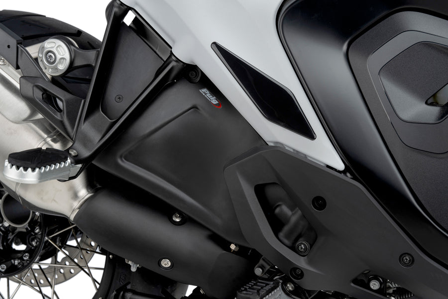 BMW R 1300 GS TROPHY [2025] – lower side fairing – carbon look