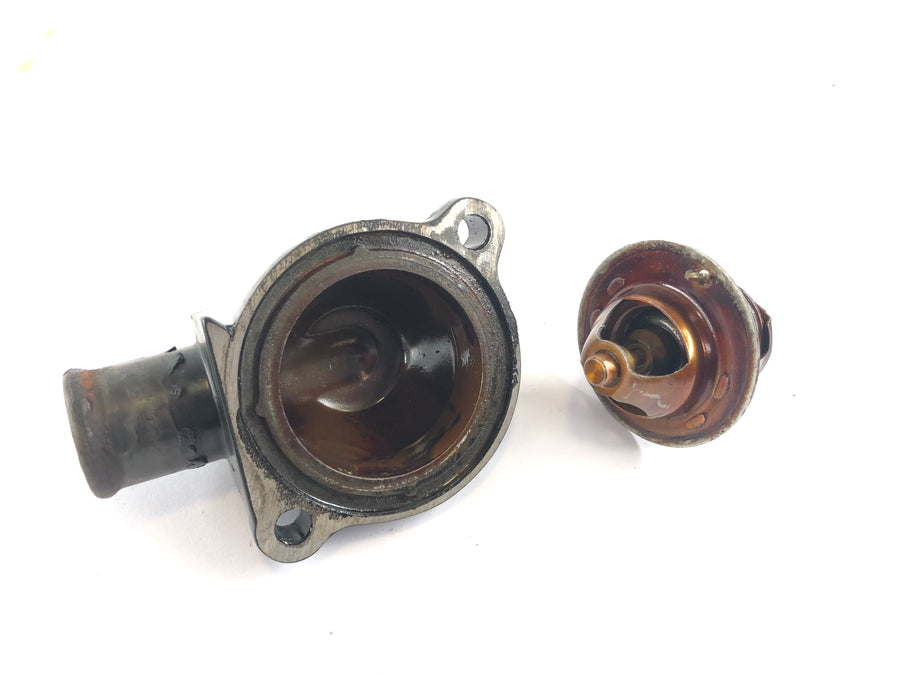 Triumph Tiger 1050 115NG [2016] - Thermostat with housing