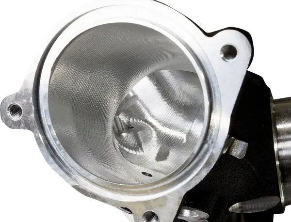Harley-Davidson FXBB 1923 Softail Street Bob 117 [2025] - CNC-gefräster 55 mm Ansaugkrümmer – Bild 6