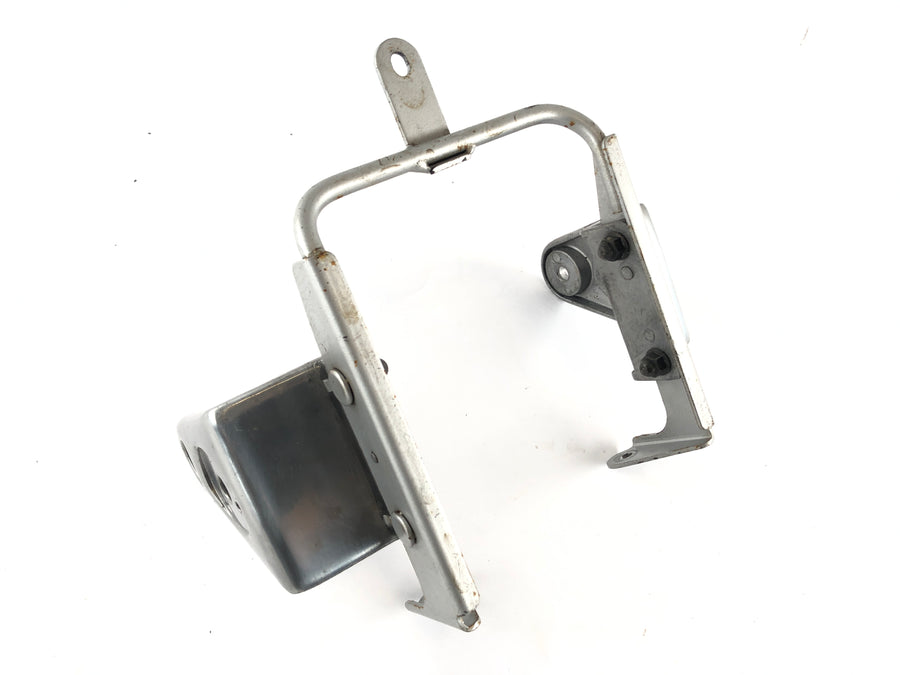 Kawasaki Zephyr 750 ZR750C [1991] - Headlight mount