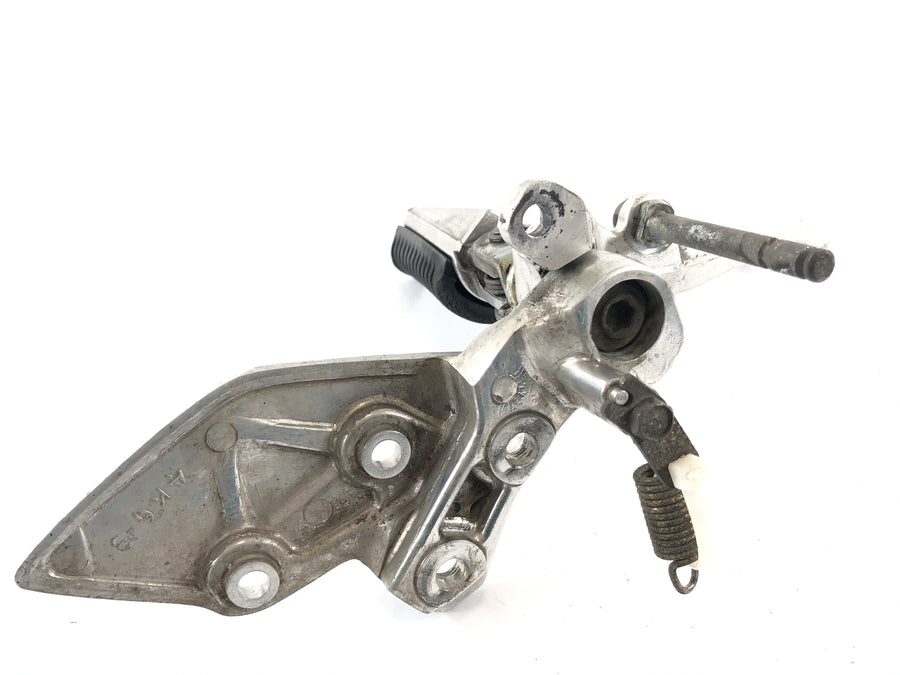 Yamaha XJR 1200 4PU [1995] - Footrest right and brake pedal driver's footrest