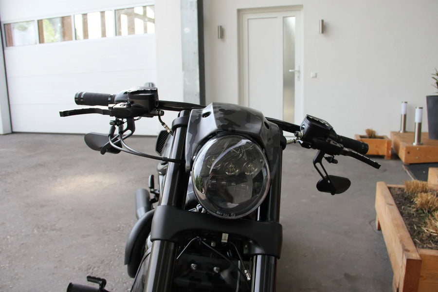 harley davidson v-rod [CULT WERK] – HEADLIGHT DAYMAKER