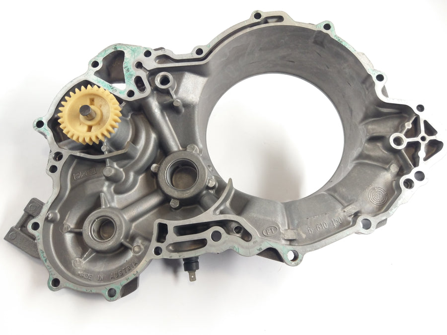 Aprilia RST 1000 Futura [2004] - clutch lid inside engine lid