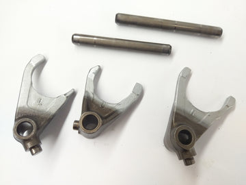 Yamaha TT 600 RE DJ01 [2006] - Shift forks with shafts