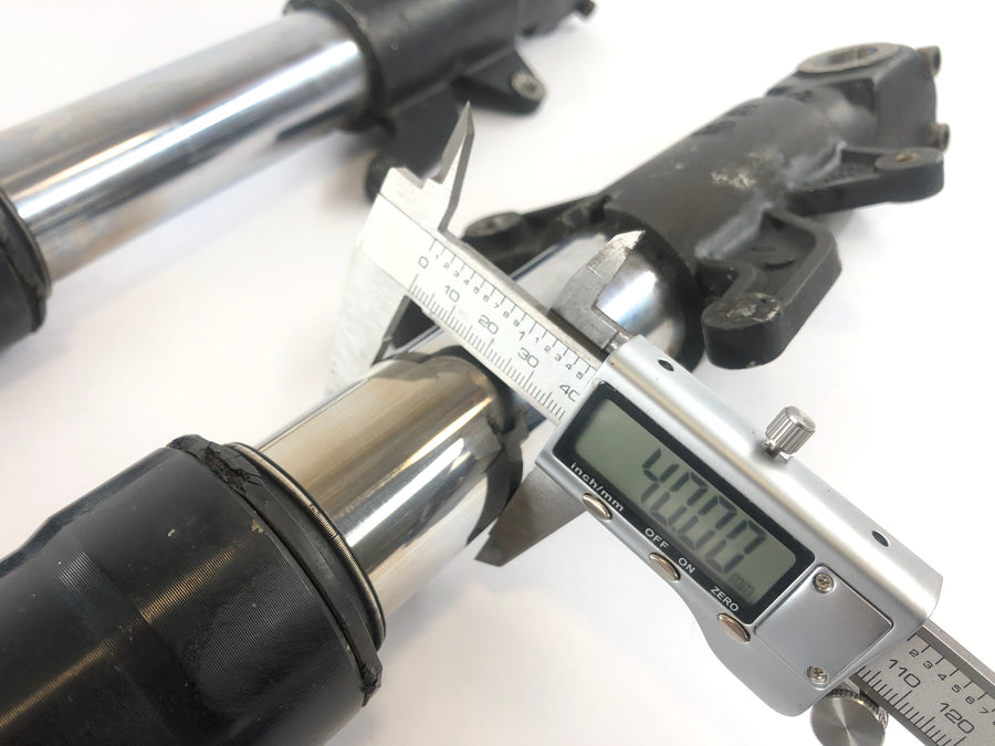 Aprilia RS 125 MPB [2000] - Fork Telescopic fork with axle