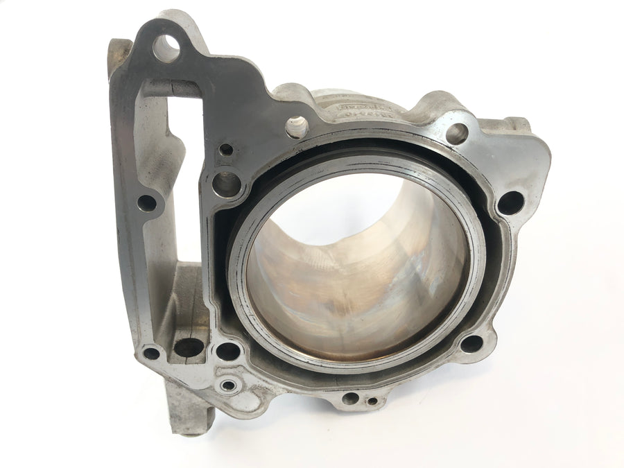 Aprilia Mille RSV 1000 ME [1999] - Cylinder rear cylinder