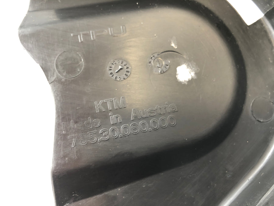Husqvarna 701 Supermoto [2019] - sprocket cover