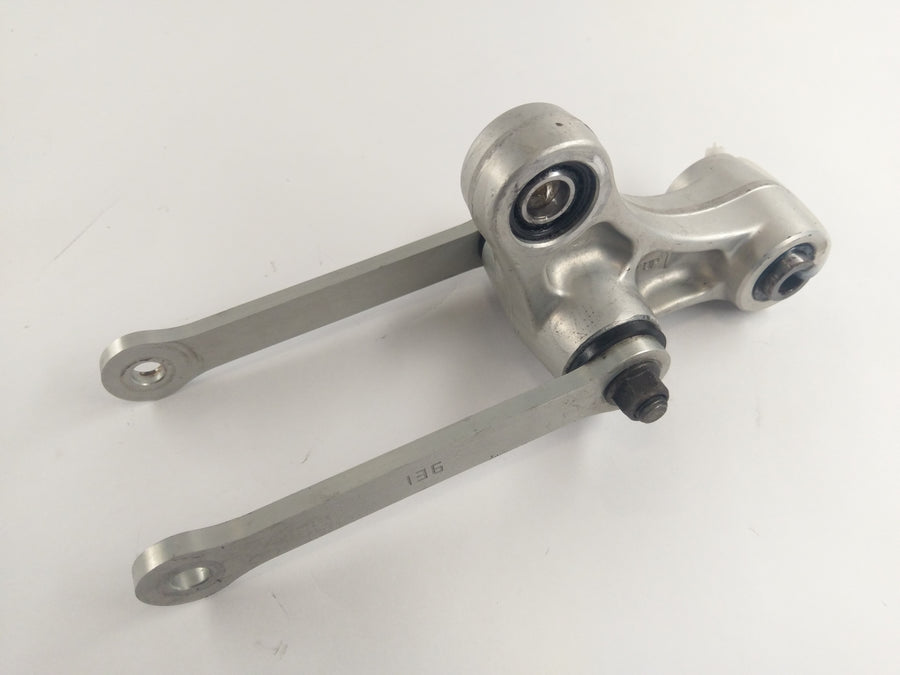 Benelli TNT 1130 Sport [2002] - rocker arm shock absorber bone