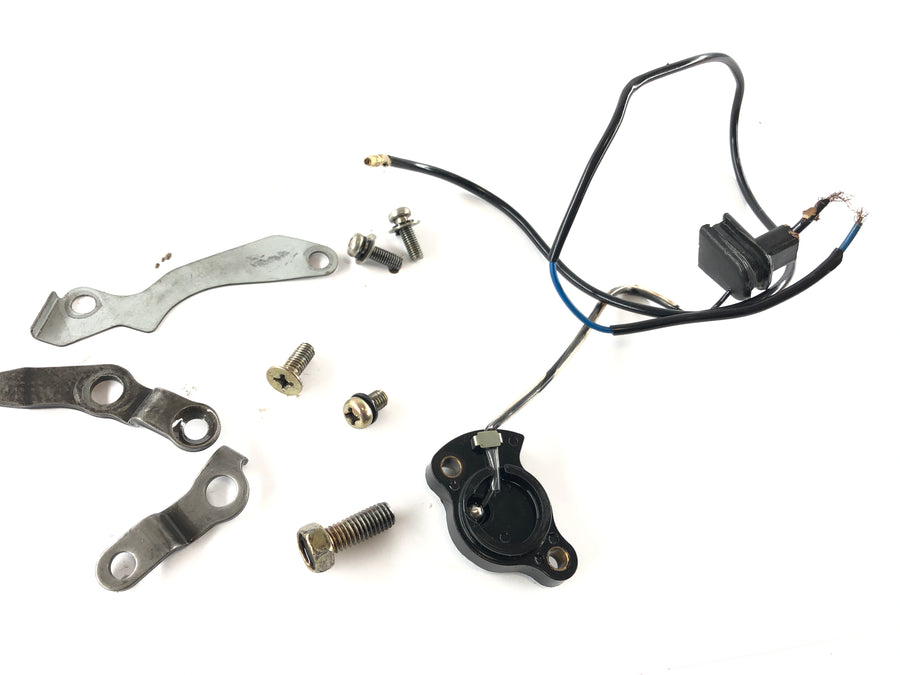 Suzuki DR 600 SN41A [1986] - Neutral switch idle sensor
