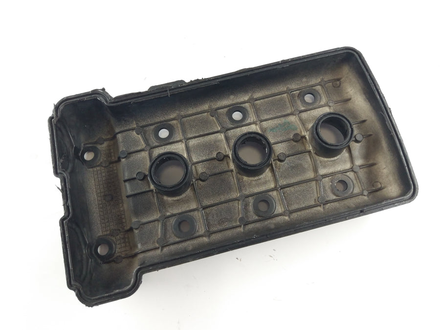 Triumph Daytona 955i T595 [1998] - Cylinder head cover