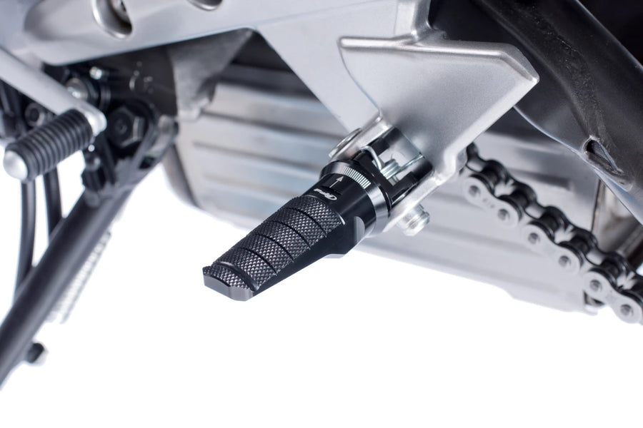 KTM RC 390 [2025] – Racing footrests – titanium