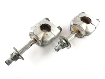 Suzuki DR 650 SP44B [1994] - Riser handlebar mount