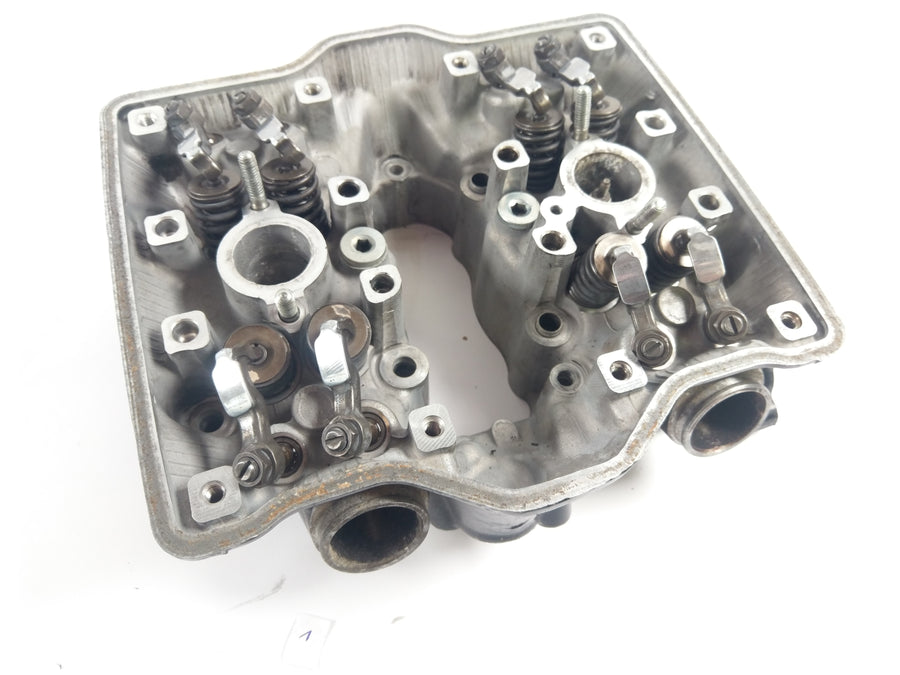 Honda VFR 400 R NC21 [1994] - Cylinder head