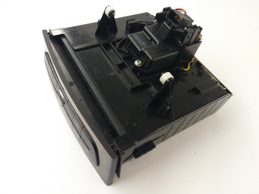 Mercedes Benz E 280 CDI [W211] - CD Player Control Unit Seat Heating
