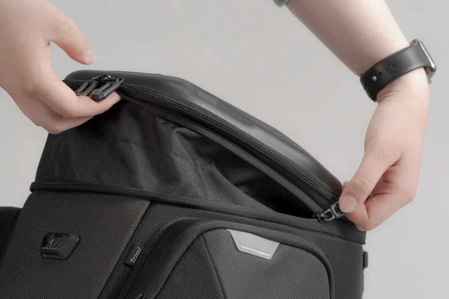 Aprilia SMV 1200 Dorsoduro [SW-MOTECH] – PRO Enduro Tank Bag with Straps (12-15 Liters)