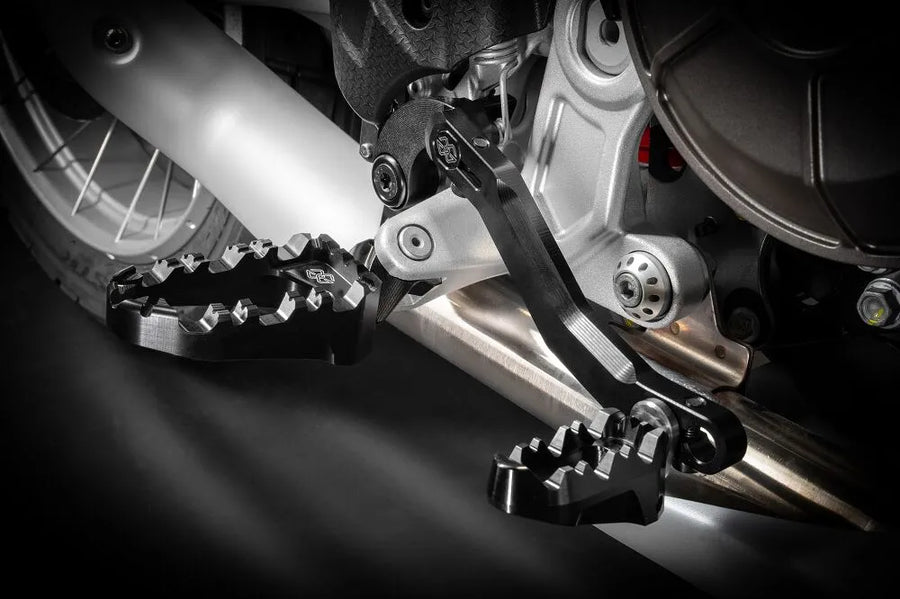 Yamaha Tracer 700 [Gilles Tooling]-Pro-X Enduro footrest