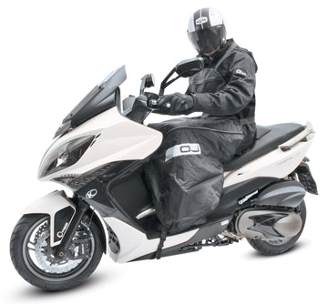 UNIVERSAL UNIVERSAL UNIVERSAL – Maxi scooter leg cover – Black
