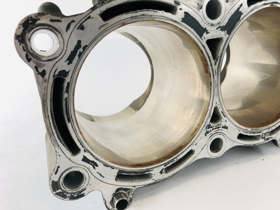 Yamaha XT 1200 Z Super Tenere DP01 [2012] - Cylinder with piston