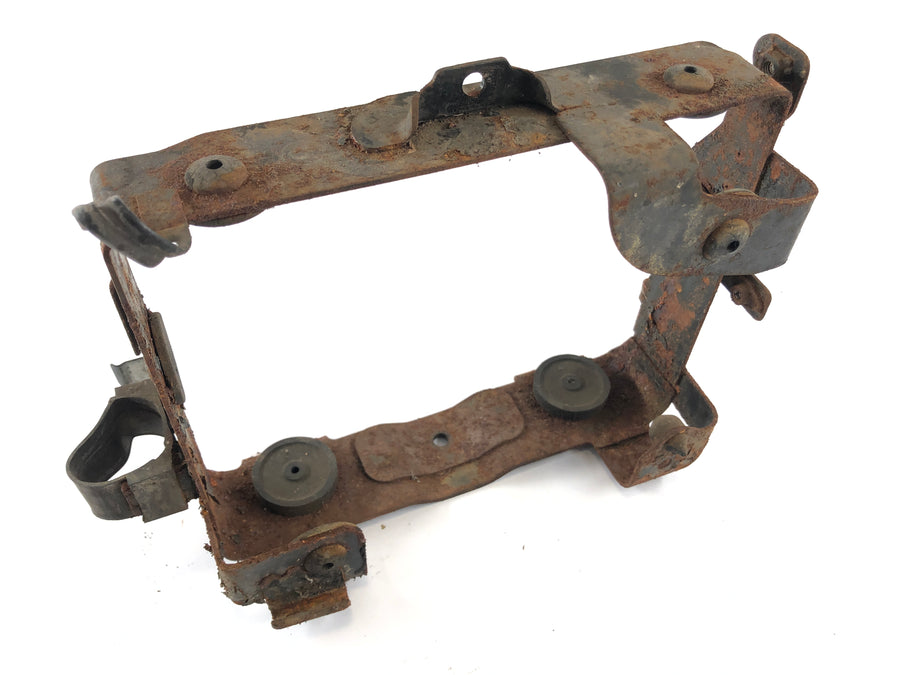 Honda GL 1000 Goldwing GL1 [1977] - Battery compartment battery holder