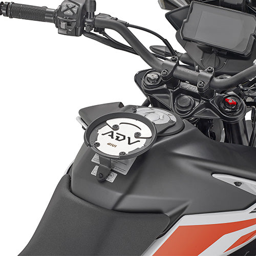 KTM Adventure 890 [GIVI] - Befestigungsring für TANKLOCK