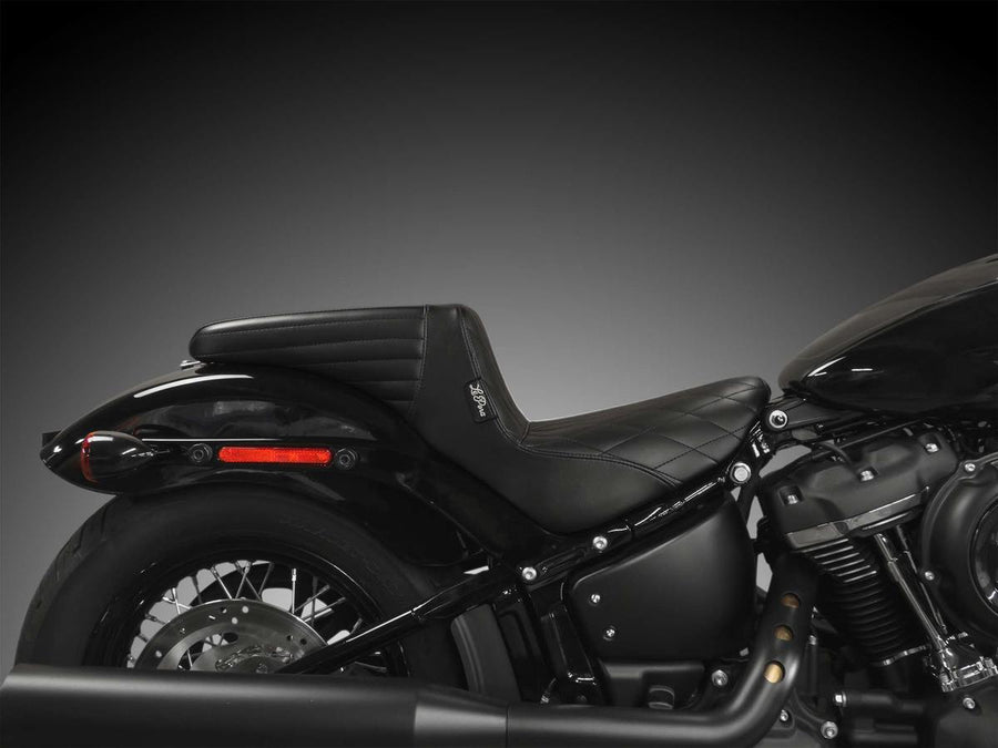 Harley Davidson FLSL [2018-2021]-Kickflip seat diamond spice black vinyl