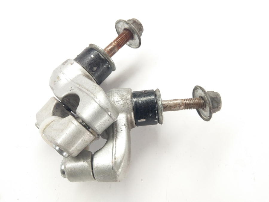 Moto Guzzi Quota 1100 ES [1999] - Riser handlebar mounts