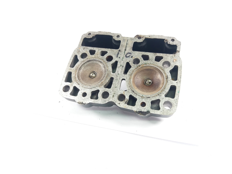 Suzuki RG 250 Gamma GJ21D - Cylinder head