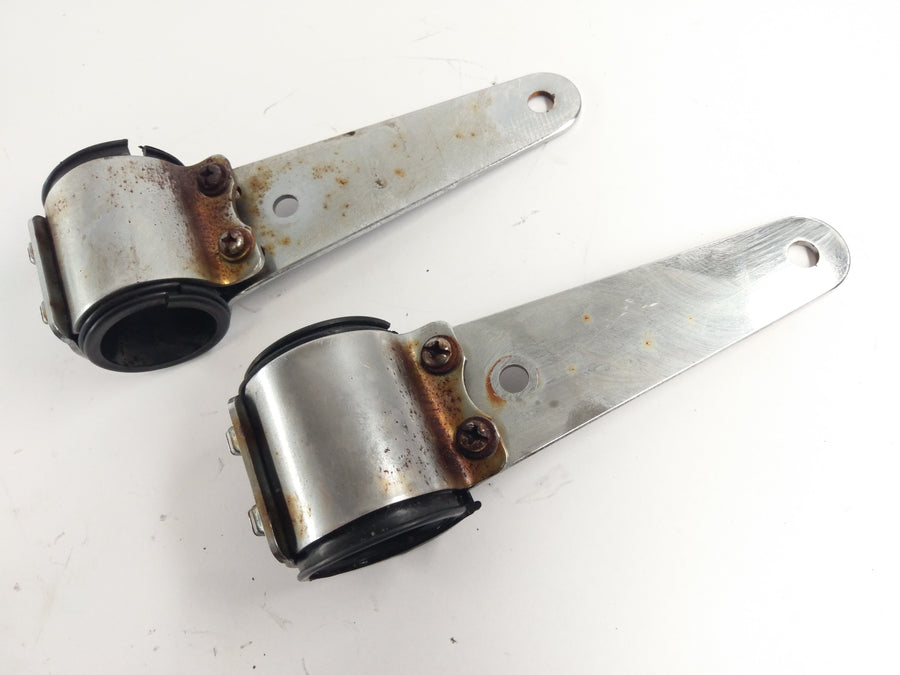 Triumph Bonneville 800 T100 [2004] - Headlight bracket headlight mount