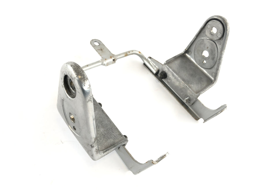 Kawasaki Zephyr 750 ZR750C [1991] - Headlight mount