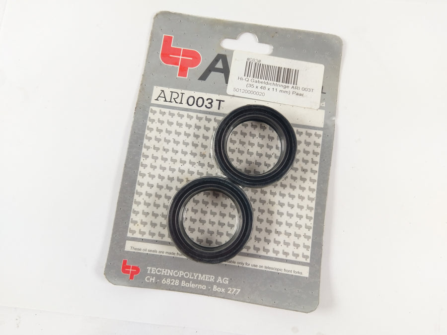 Suzuki RG 250 Gamma GJ21D - Fork Seals Pair As New