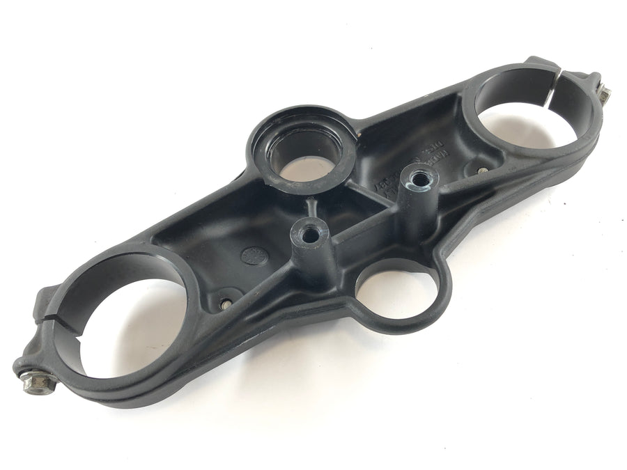 Aprilia RST 1000 Futura [2004] - fork bridge above