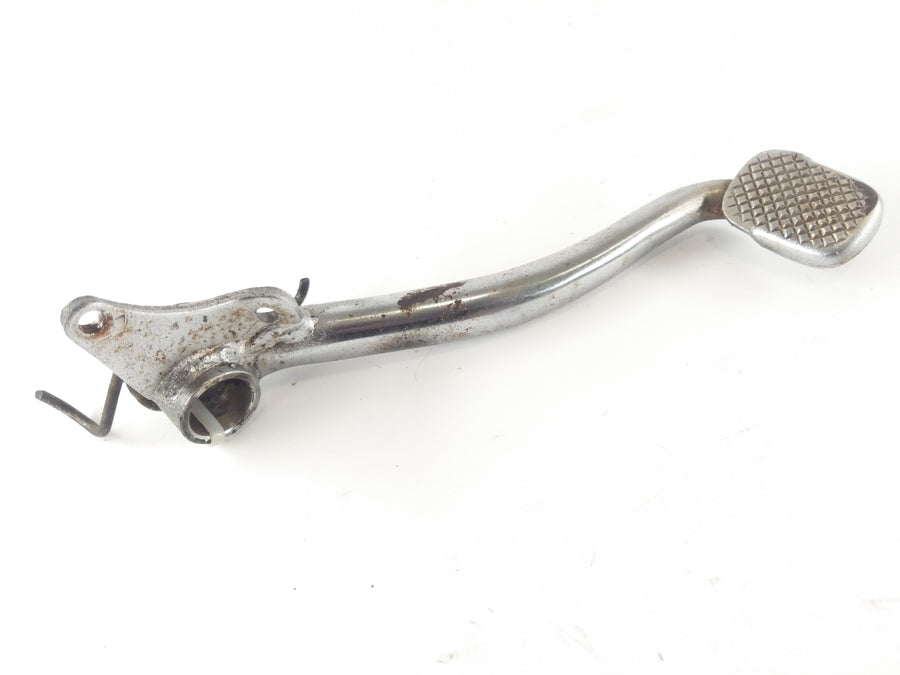Suzuki GT 750 [1973] - Brake pedal with spring