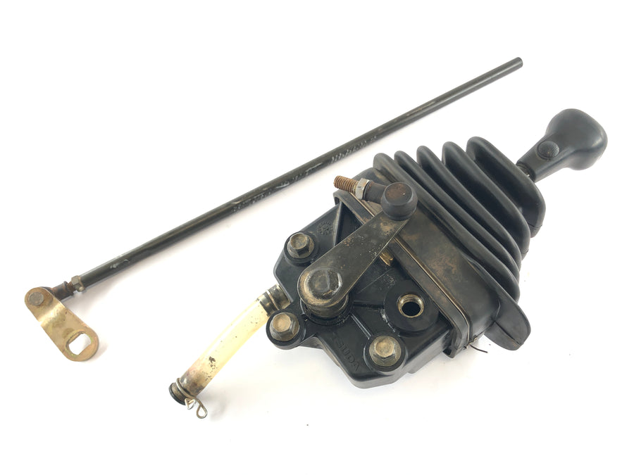 Yamaha Grizzly 660 AM03W [2003] - Shift lever with shift rod