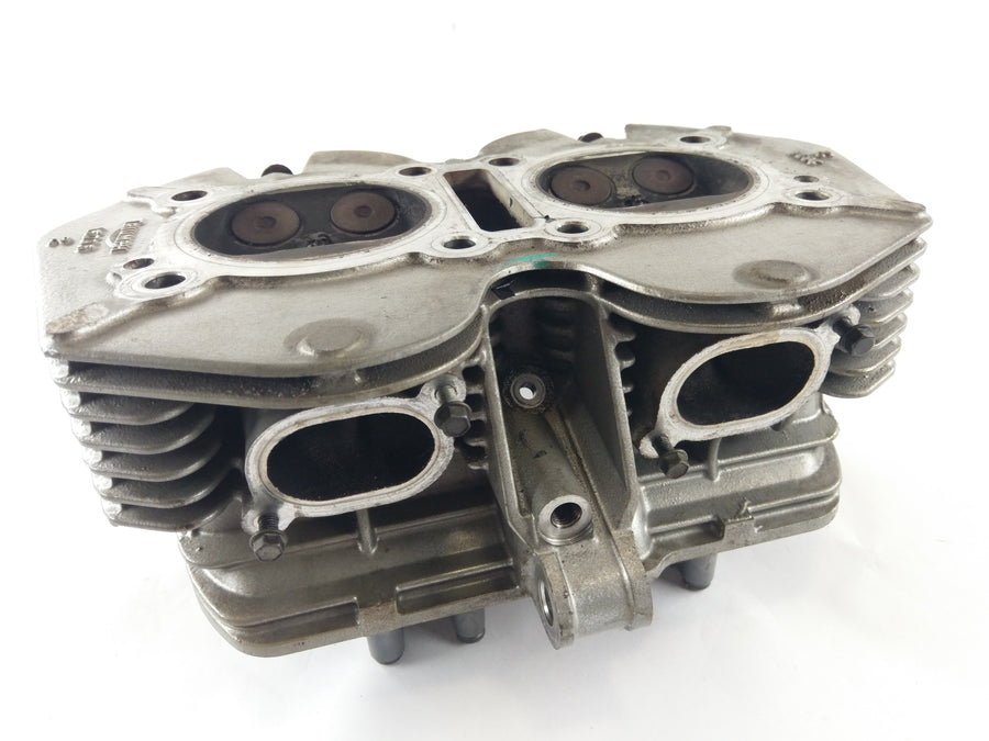 Triumph Bonneville 800 T100 [2004] - Cylinder head