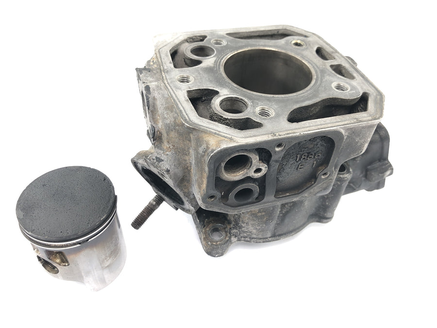 Kawasaki KMX 125 [1996] - cylinder with piston
