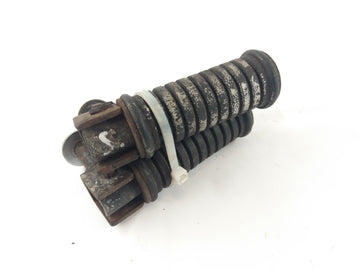 Suzuki GT 550 [1978] - Passenger footrests footrests pair - 0