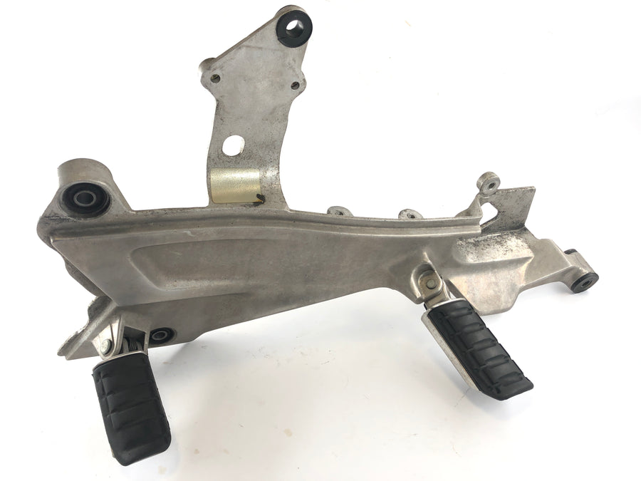 Honda ST 1100 SC26 Pan European [1990] - Footrest bracket left