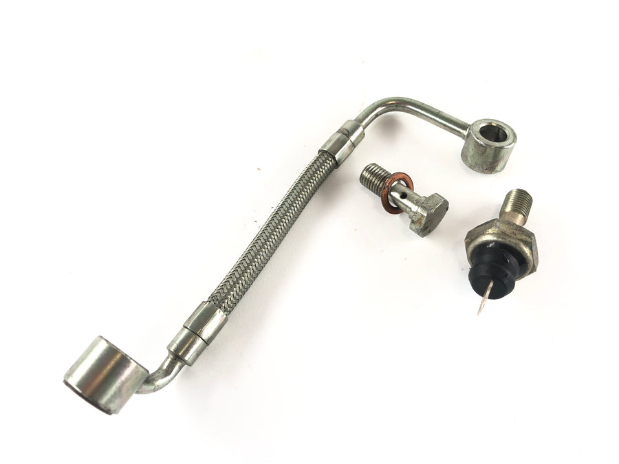 Triumph Sprint 955i RS T695 [2001] - Oil line with sensor