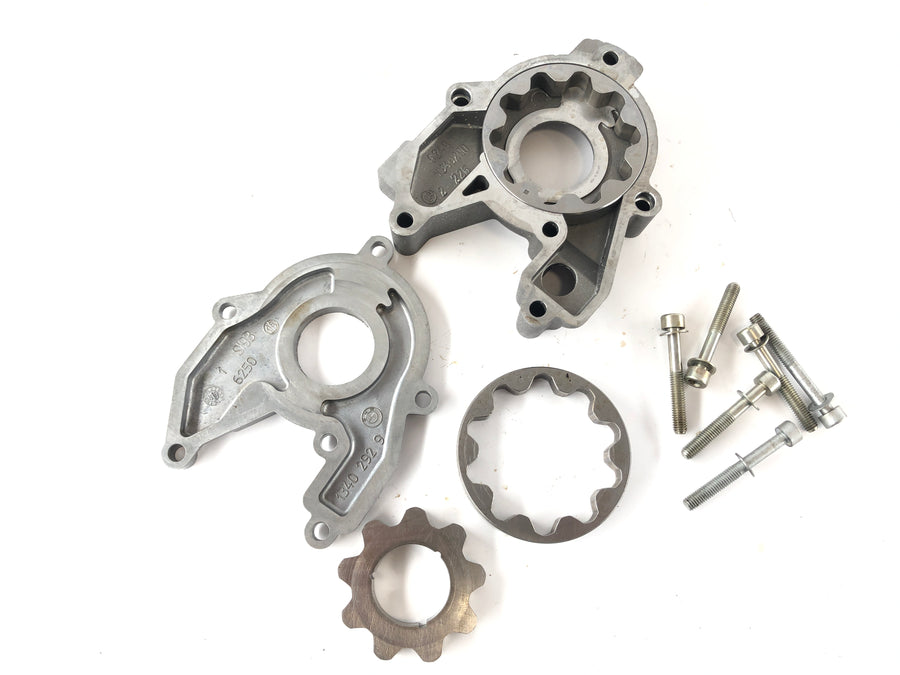 BMW R 1100 R 259 [1995] - Oil pump