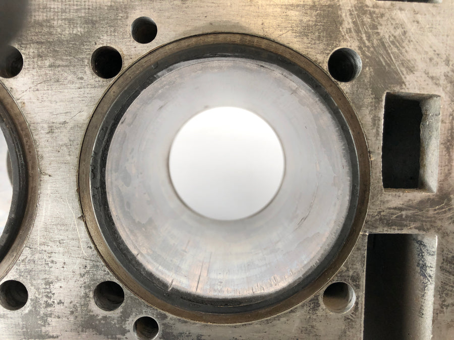 Laverda 1000 / 1 [1973] - cylinder with piston