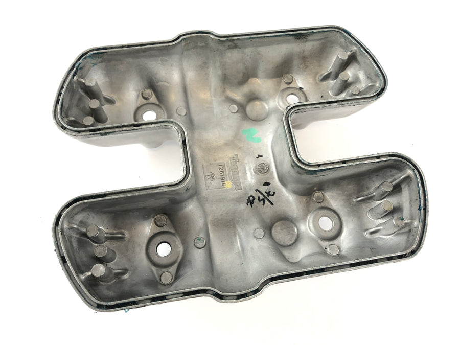 Triumph Thruxton 900 [2004] - Valve cover