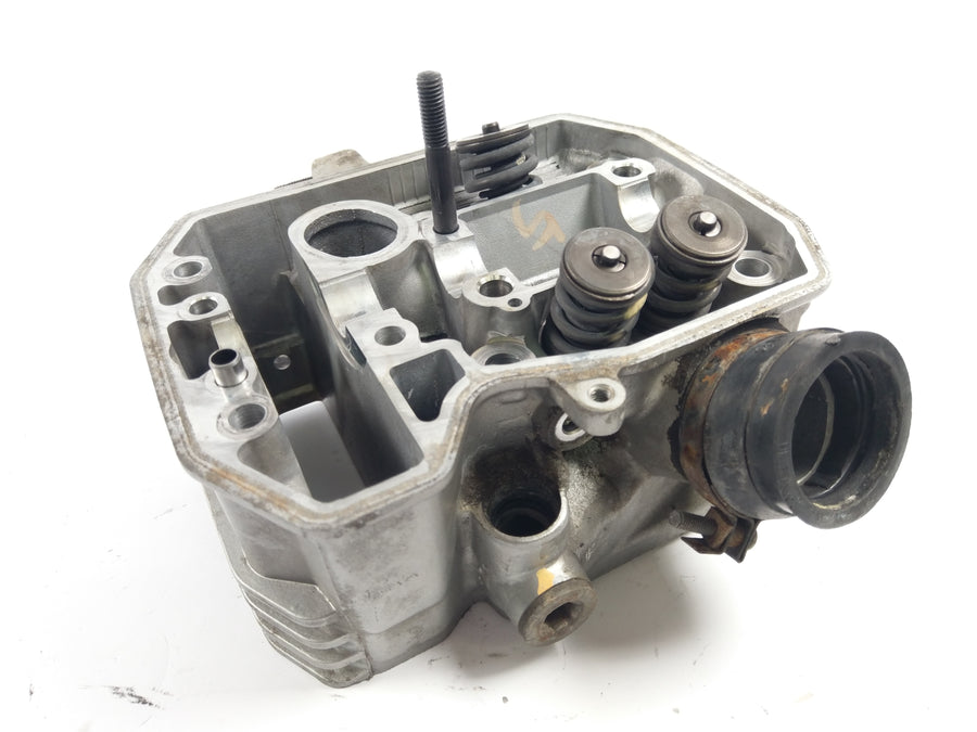 Honda NTV 650 RC33 - cylinder head