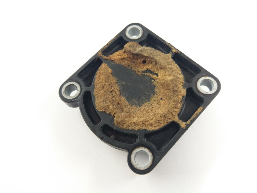 BMW R 1200 GS R12 [2004] - Oil pump shaft cover
